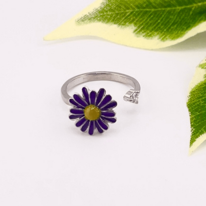 Artistic Daisy Ring